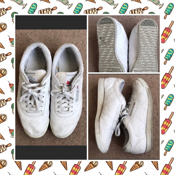 Reebok Shoes - SOLDClassic comfy White Reebok’s sz 9